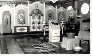 храм трех Свят 1992