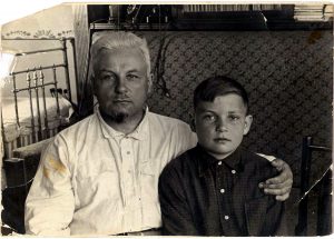 Артузов А.Х. с сыном Камиллом